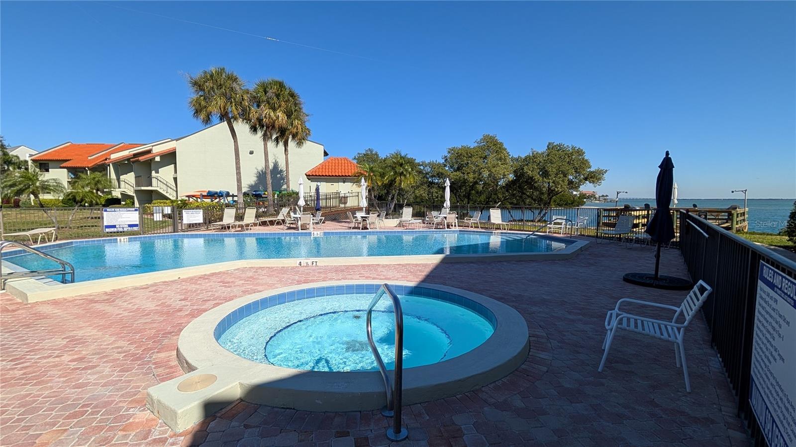 Image 36 of 50 For 1515 Pinellas Bayway S 46