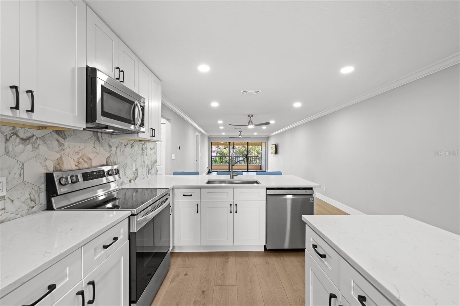 Image 12 of 49 For 4720 Brittany Drive S 139