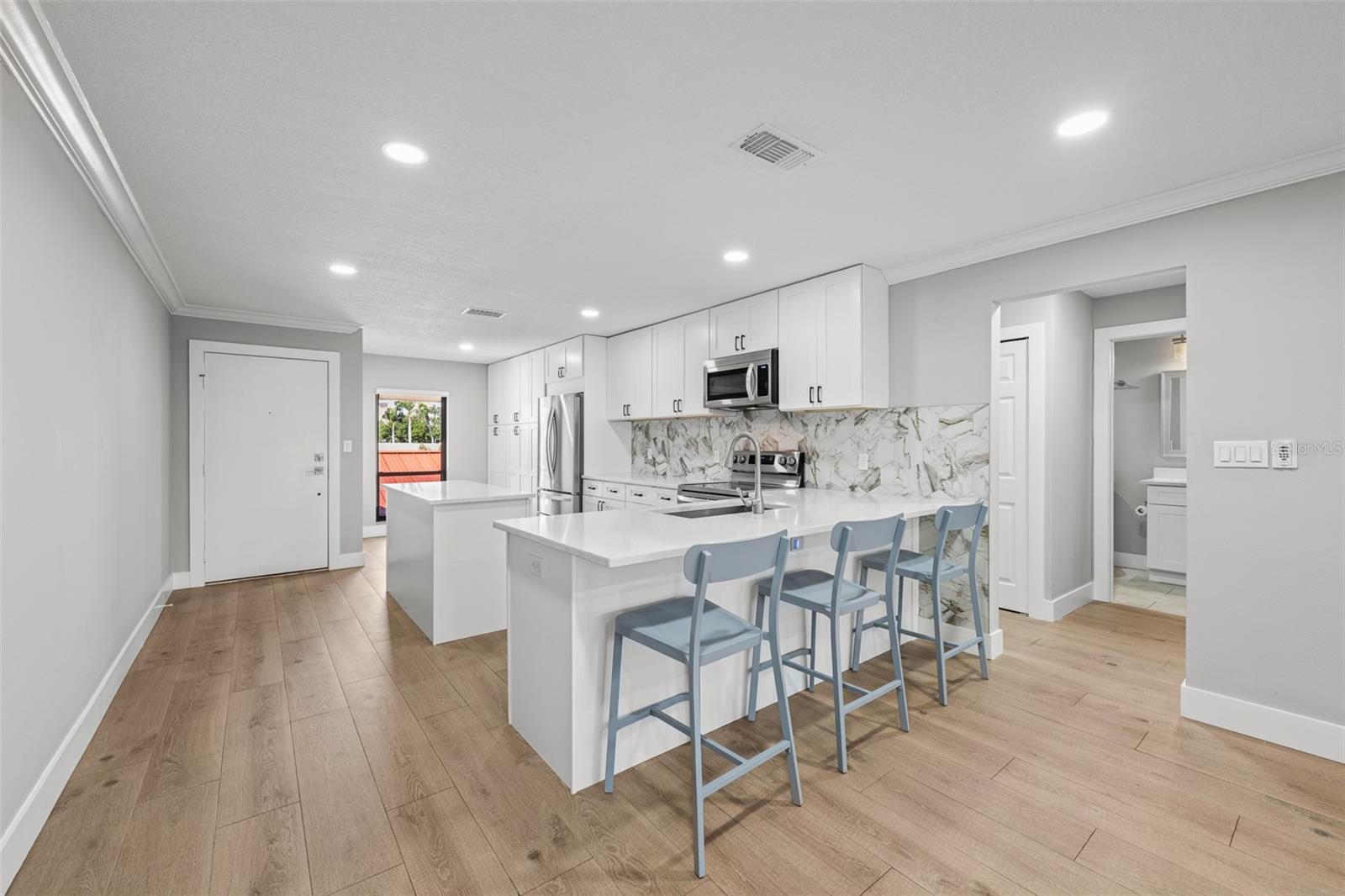 Image 16 of 49 For 4720 Brittany Drive S 139