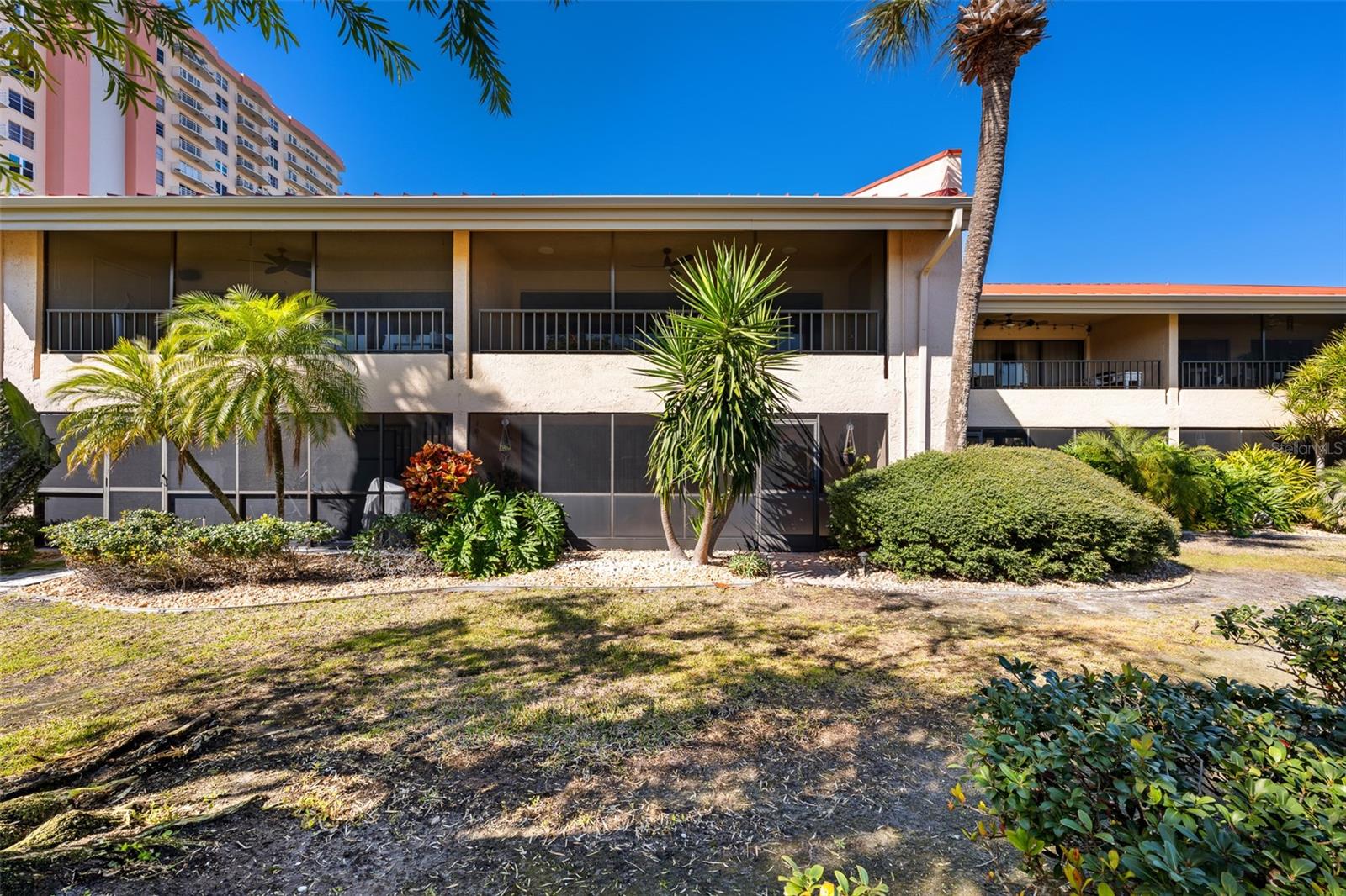 Image 41 of 49 For 4720 Brittany Drive S 139