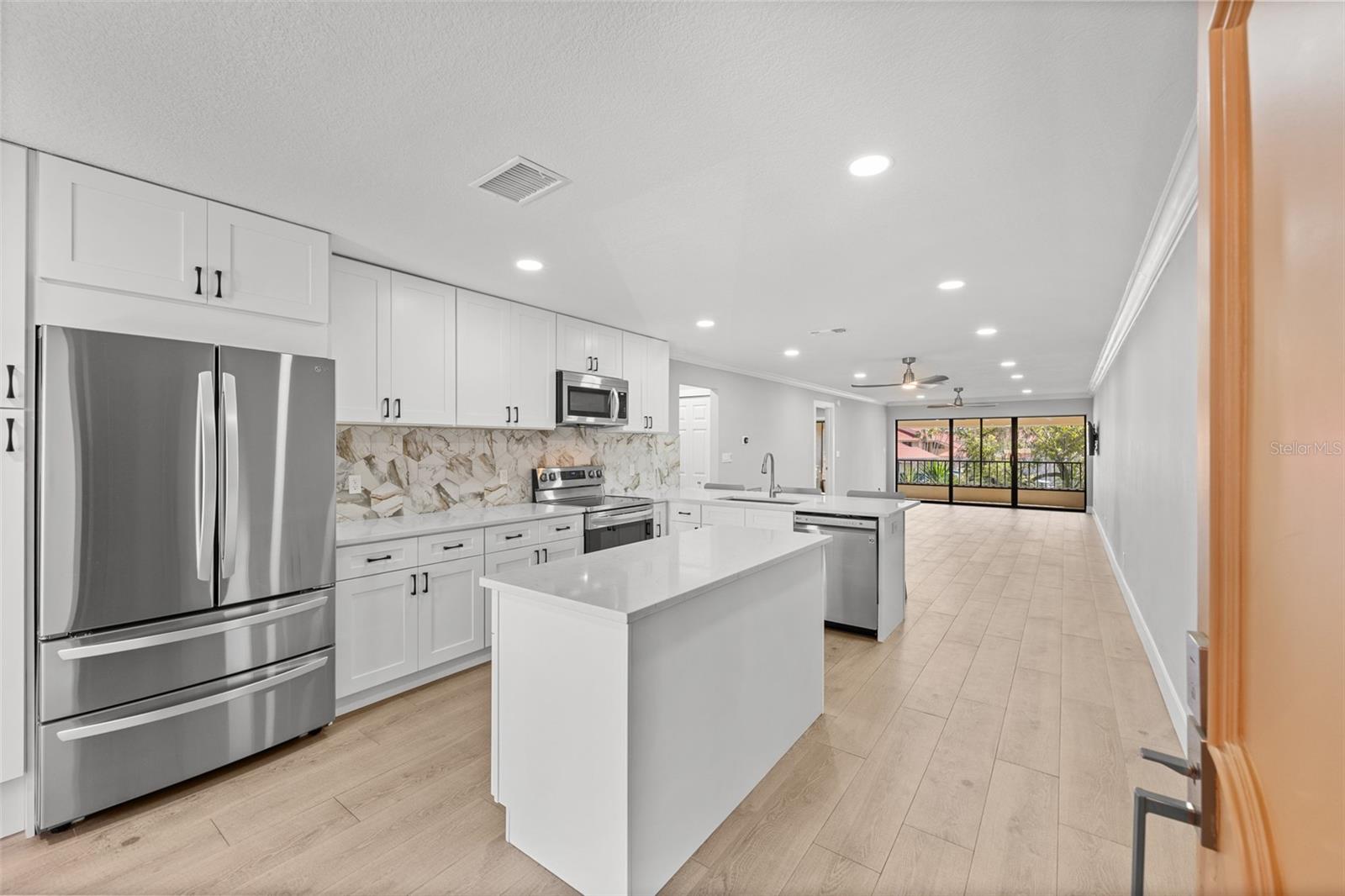 Image 5 of 49 For 4720 Brittany Drive S 139