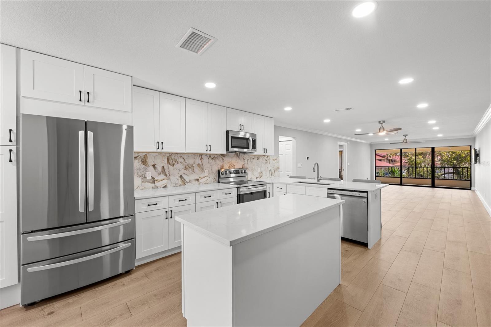 Image 6 of 49 For 4720 Brittany Drive S 139