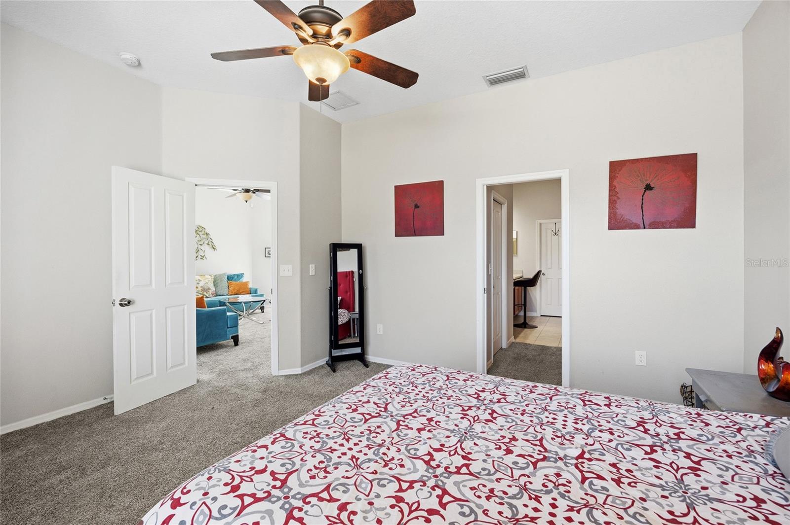 Image 19 of 45 For 1118 Wright Swynde Court