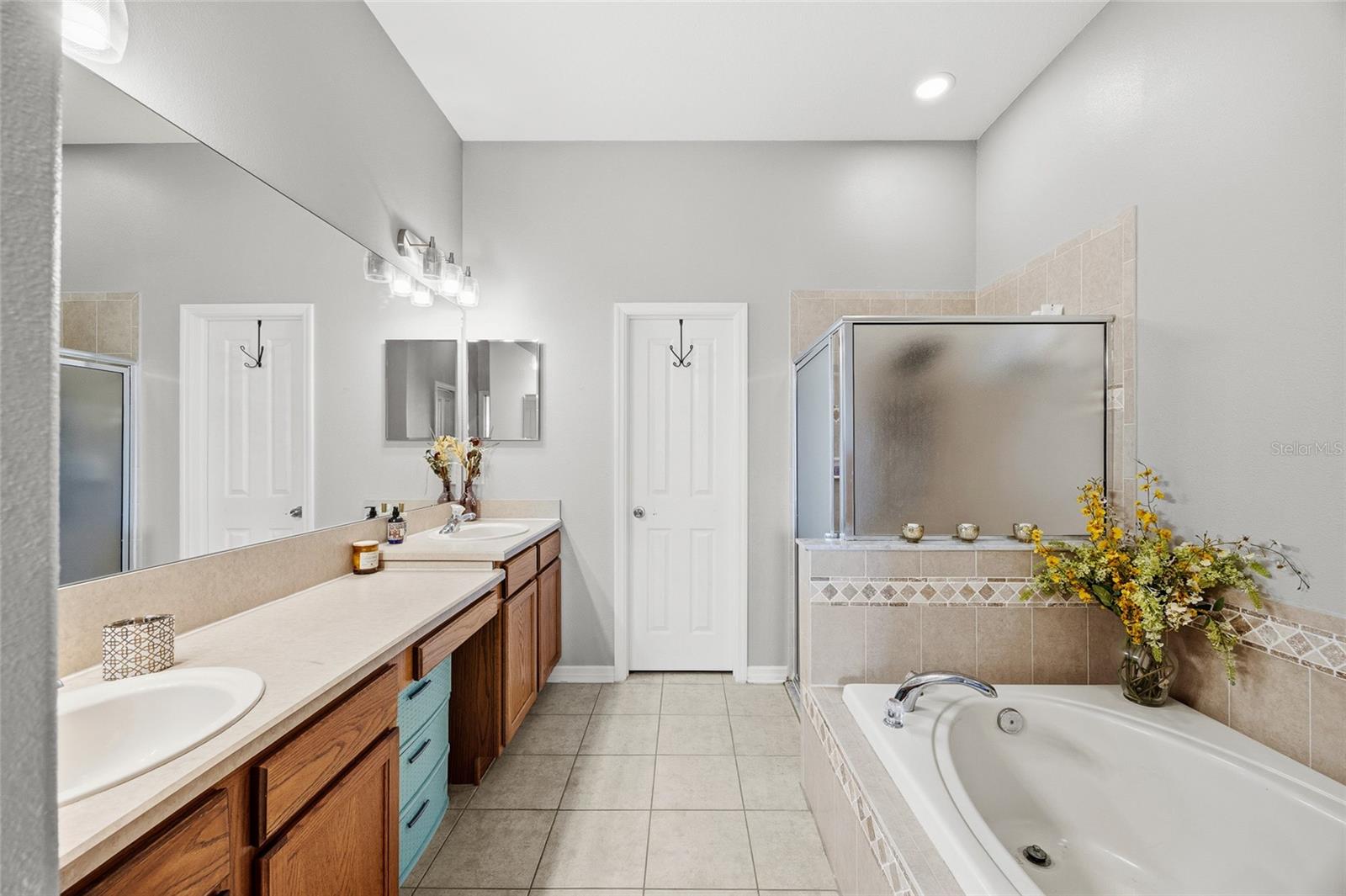 Image 21 of 45 For 1118 Wright Swynde Court