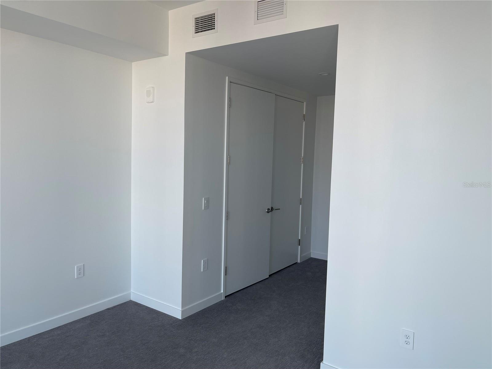 Image 11 of 30 For 400 Central Ave  1804