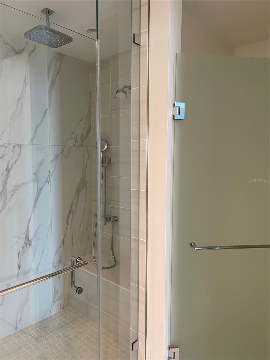 Image 12 of 30 For 400 Central Ave  1804