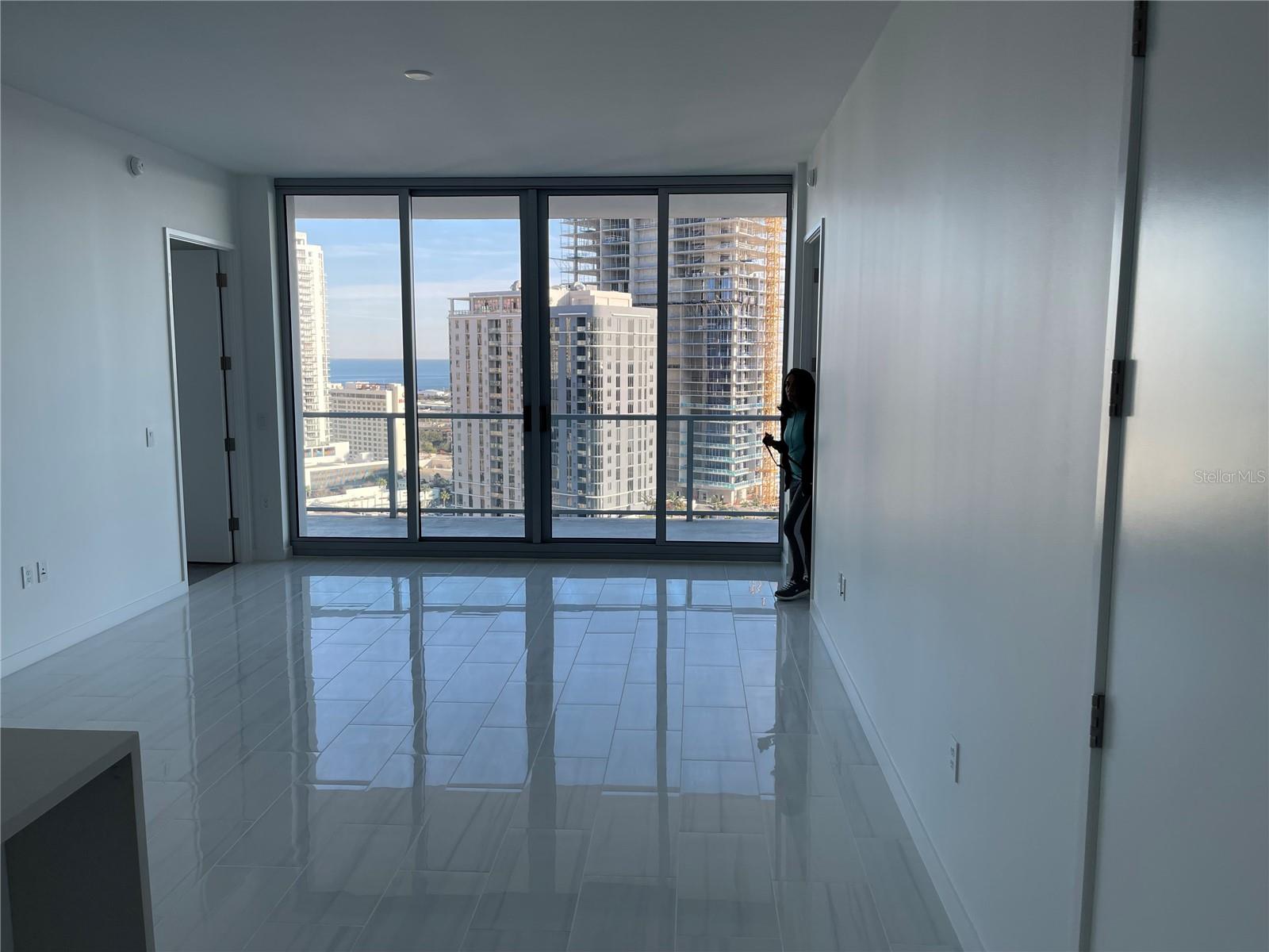 Image 18 of 30 For 400 Central Ave  1804