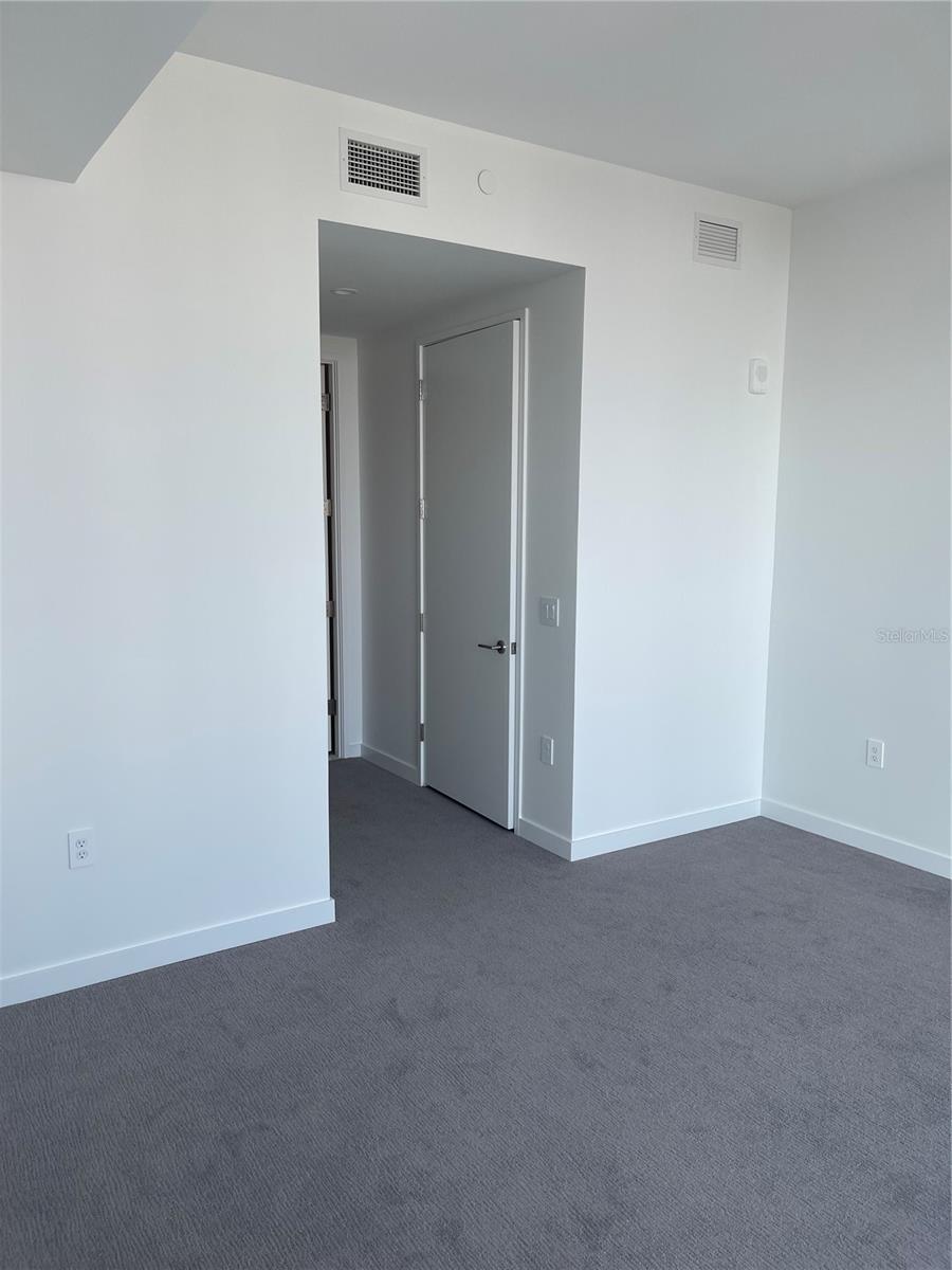 Image 22 of 30 For 400 Central Ave  1804