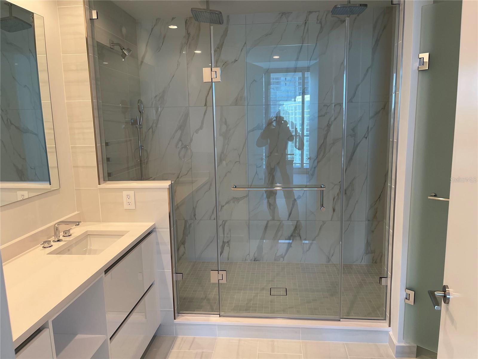 Image 8 of 30 For 400 Central Ave  1804