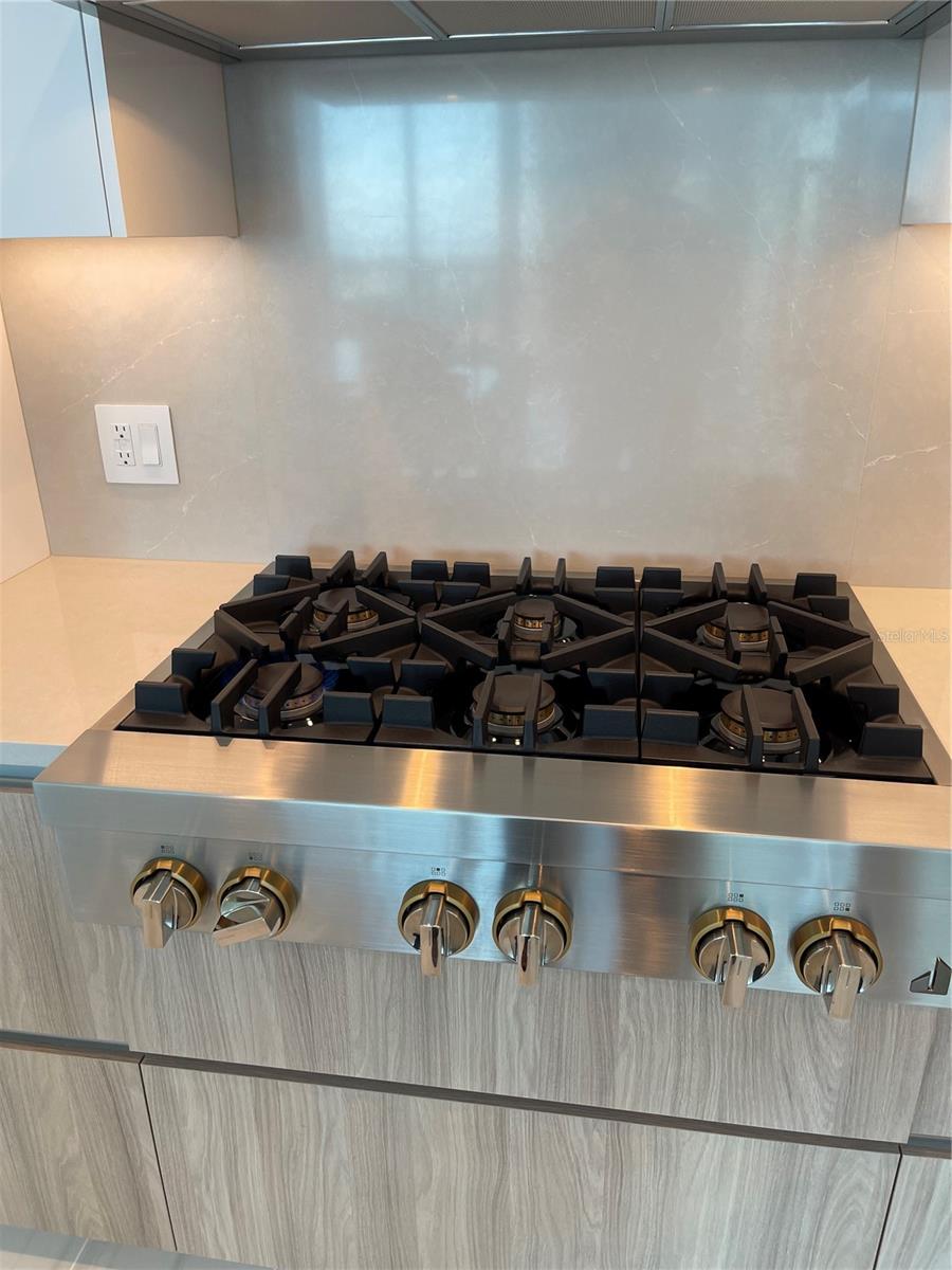 Image 30 of 32 For 400 Central Ave  1804