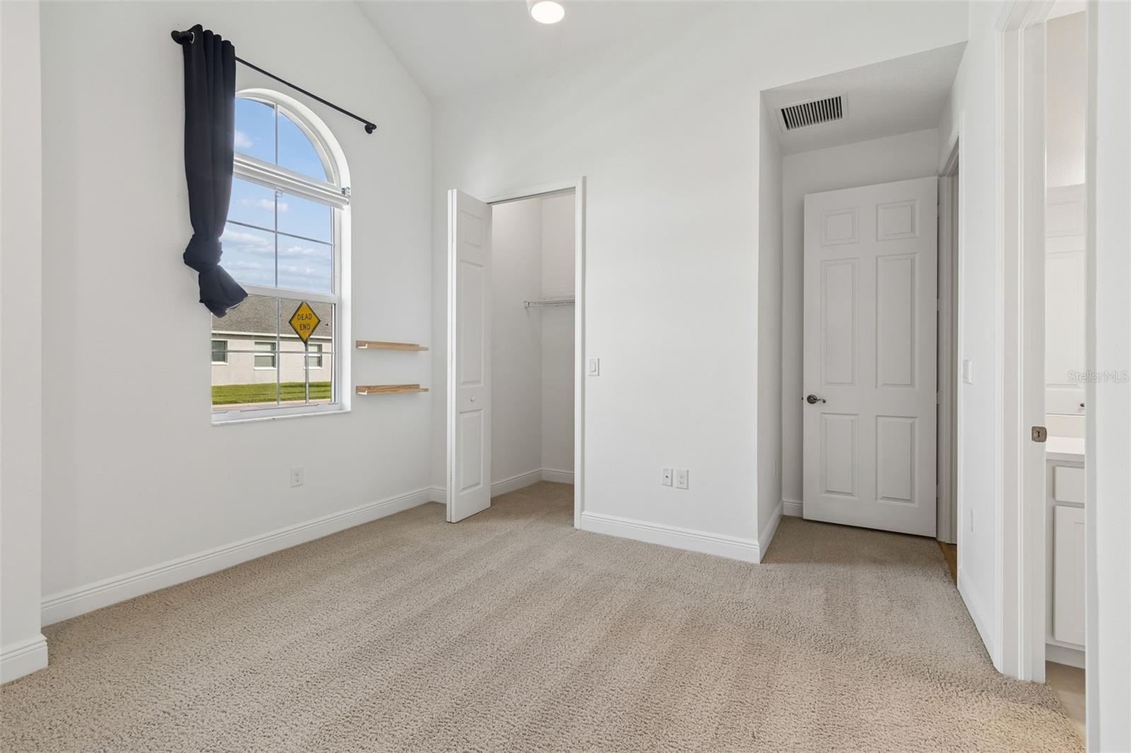 Image 27 of 100 For 19714 Lonesome Pine Drive