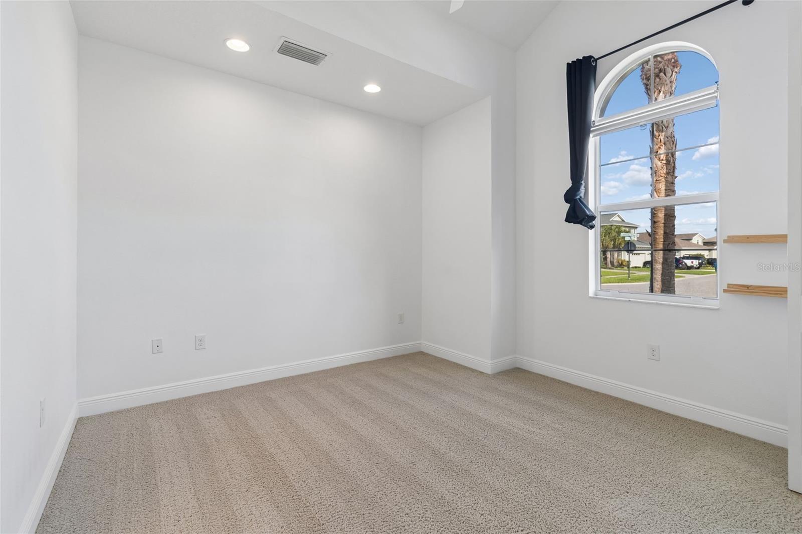 Image 88 of 100 For 19714 Lonesome Pine Drive