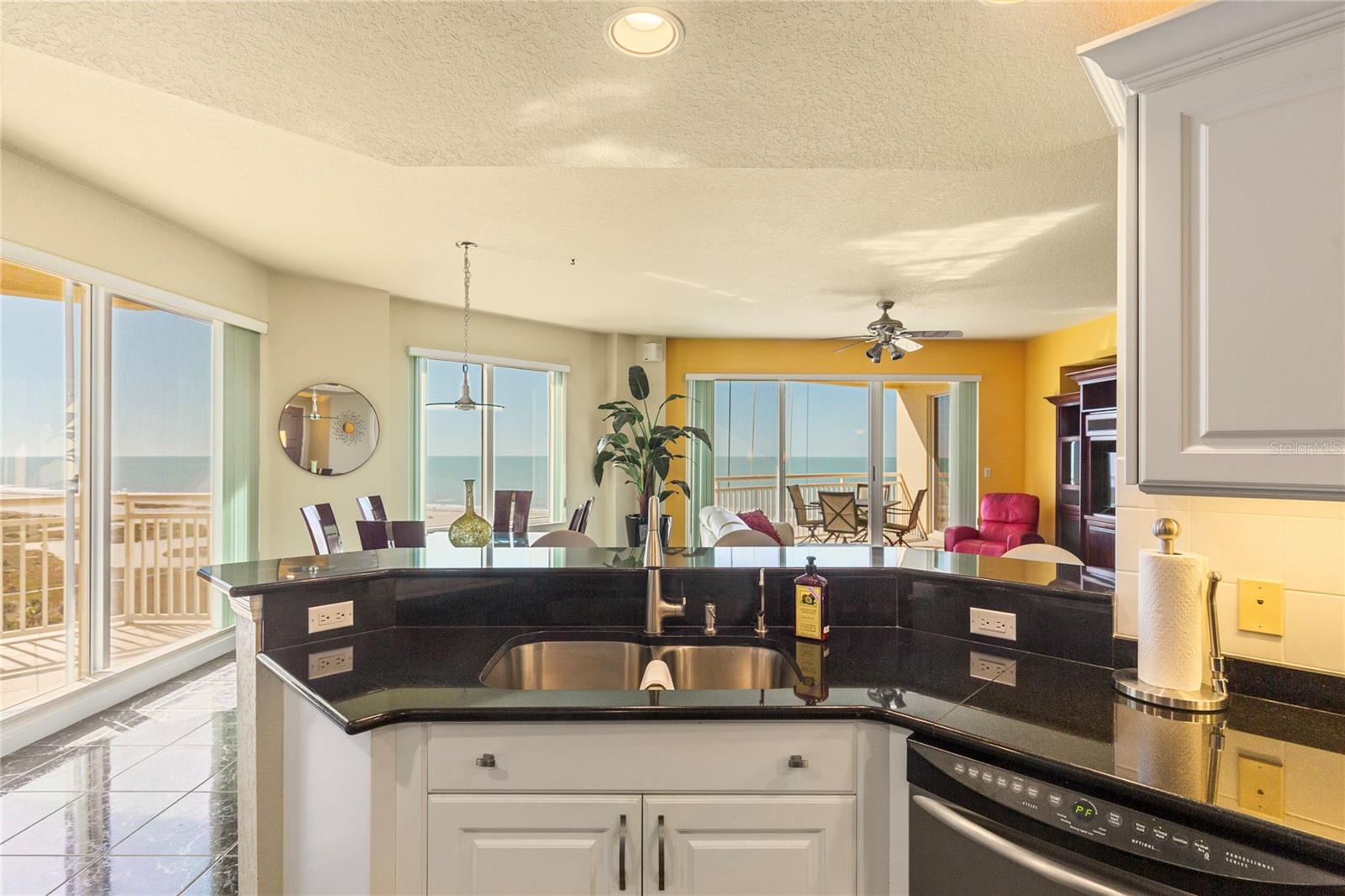Image 15 of 49 For 1200 Gulf Boulevard 1002