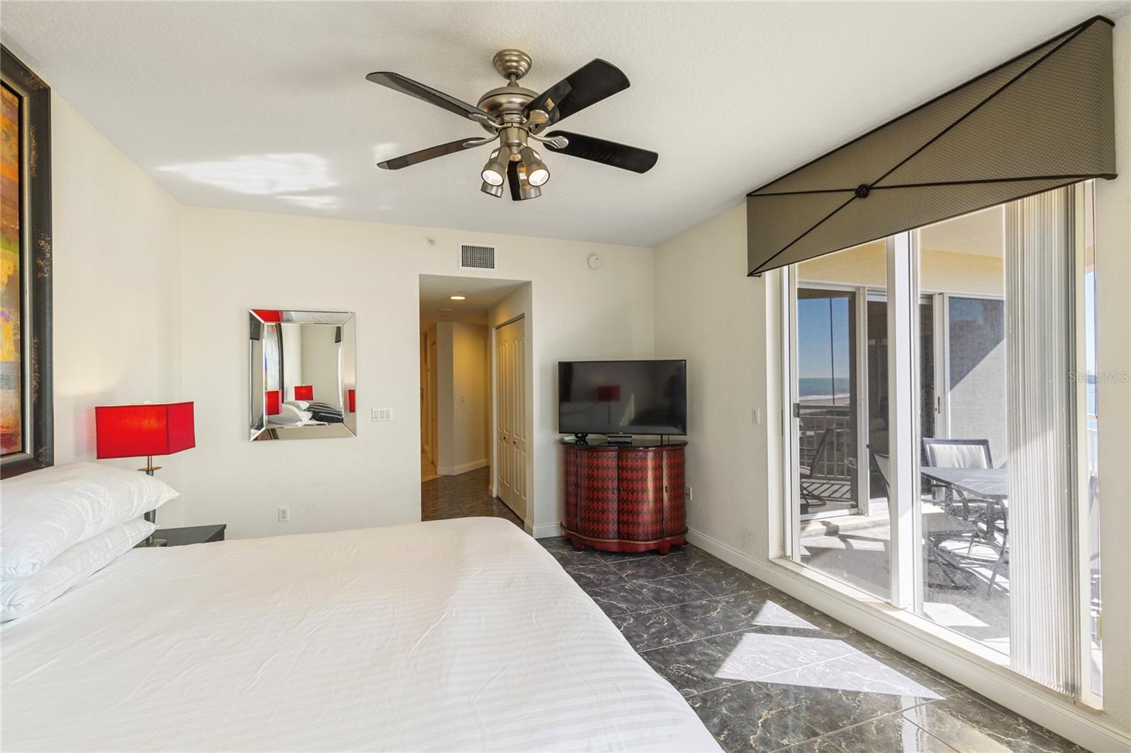 Image 21 of 49 For 1200 Gulf Boulevard 1002