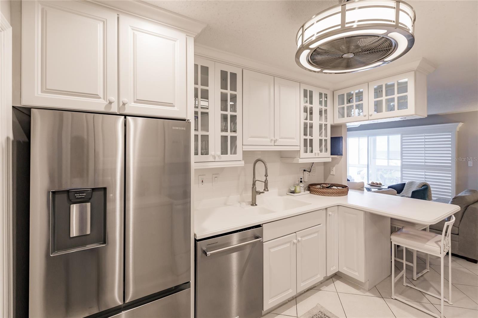 Image 8 of 29 For 6018 Peppertree Way 231b