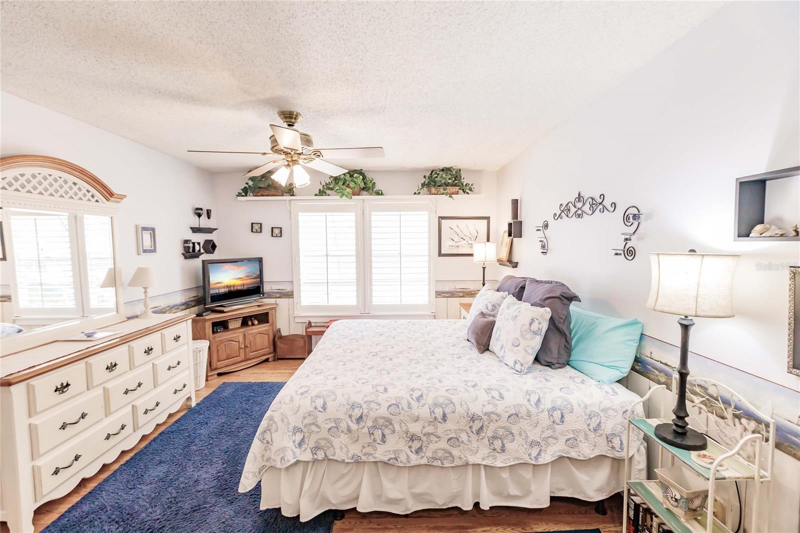 Image 14 of 16 For 6030 Peppertree Way 222a