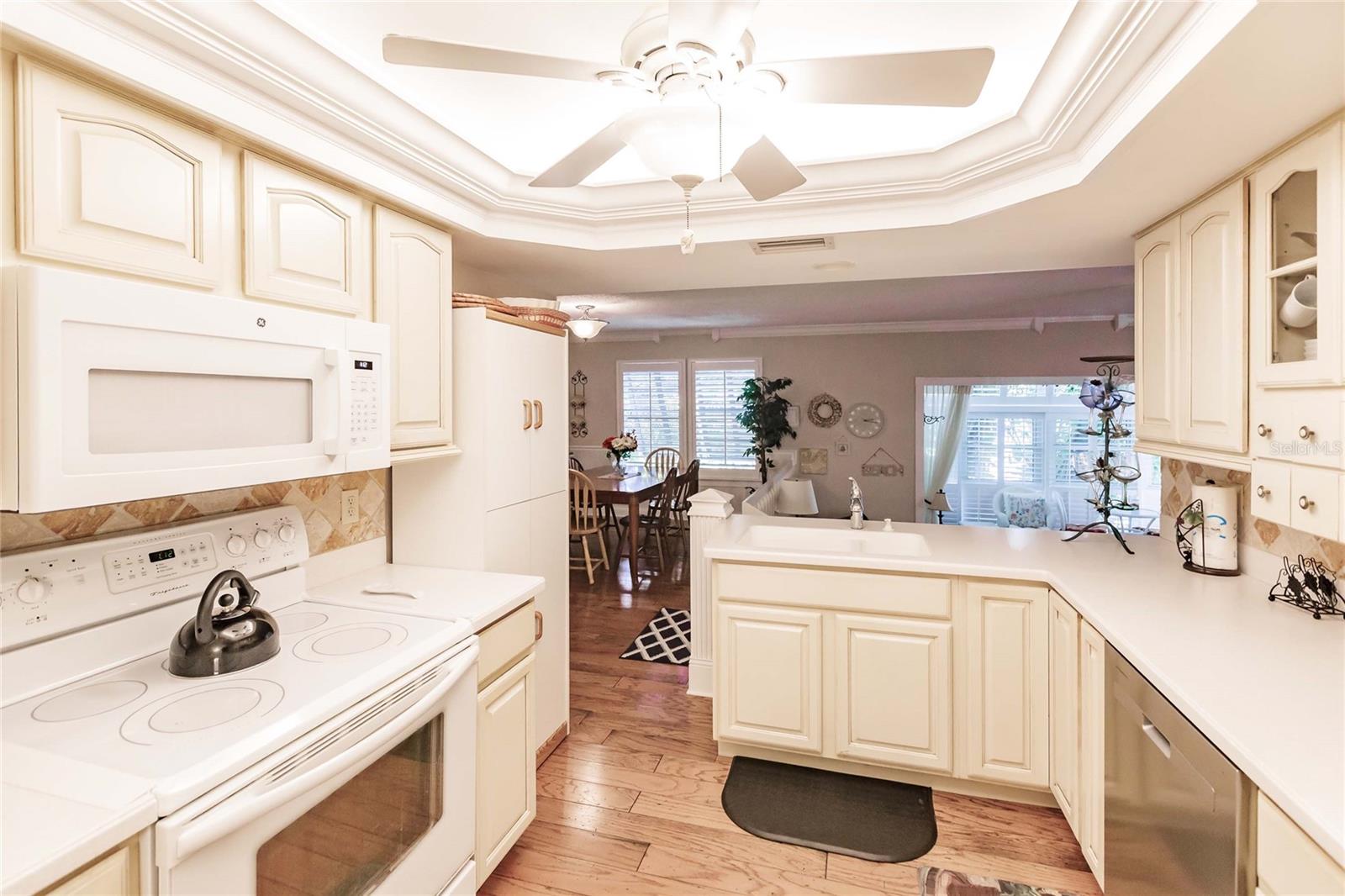 Image 5 of 16 For 6030 Peppertree Way 222a