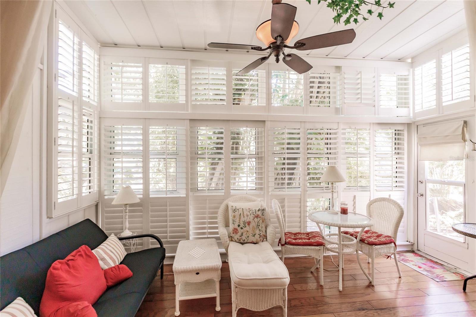 Image 8 of 16 For 6030 Peppertree Way 222a