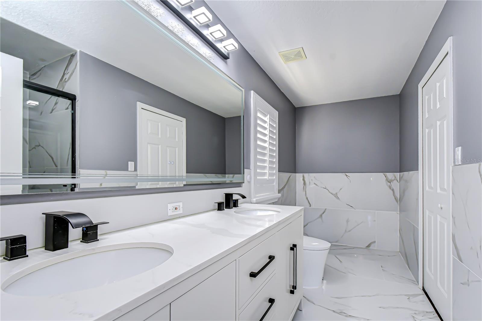 Image 20 of 56 For 18109 Canal Pointe Street