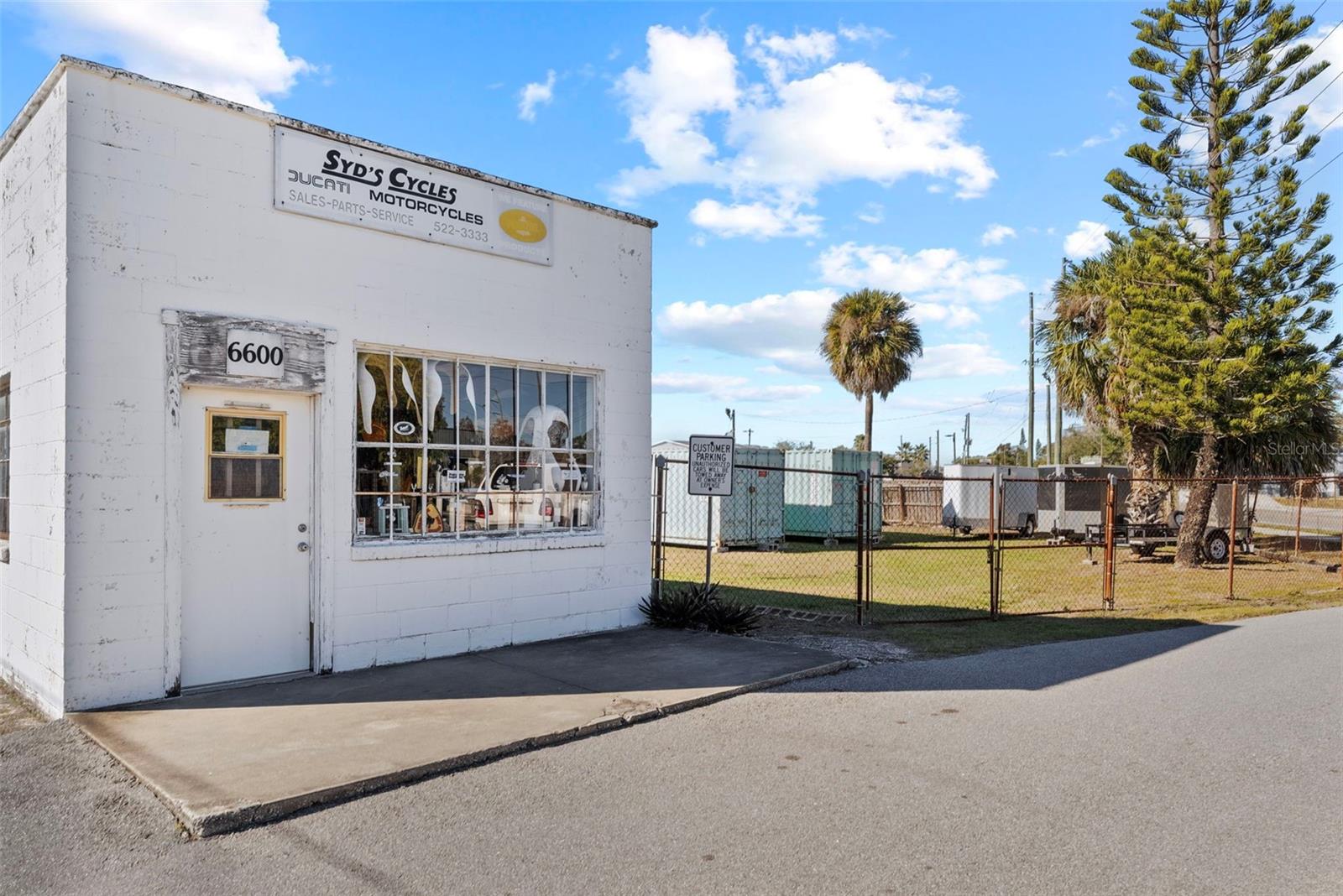 Image 3 of 36 For 6600 Haines Road N