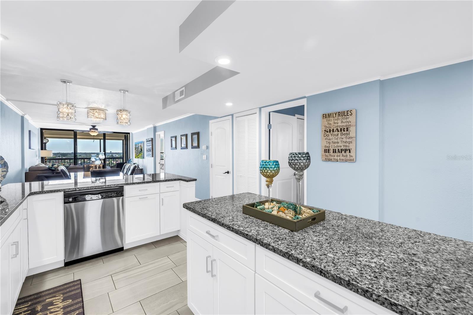 Image 11 of 48 For 9415 Blind Pass Road 803