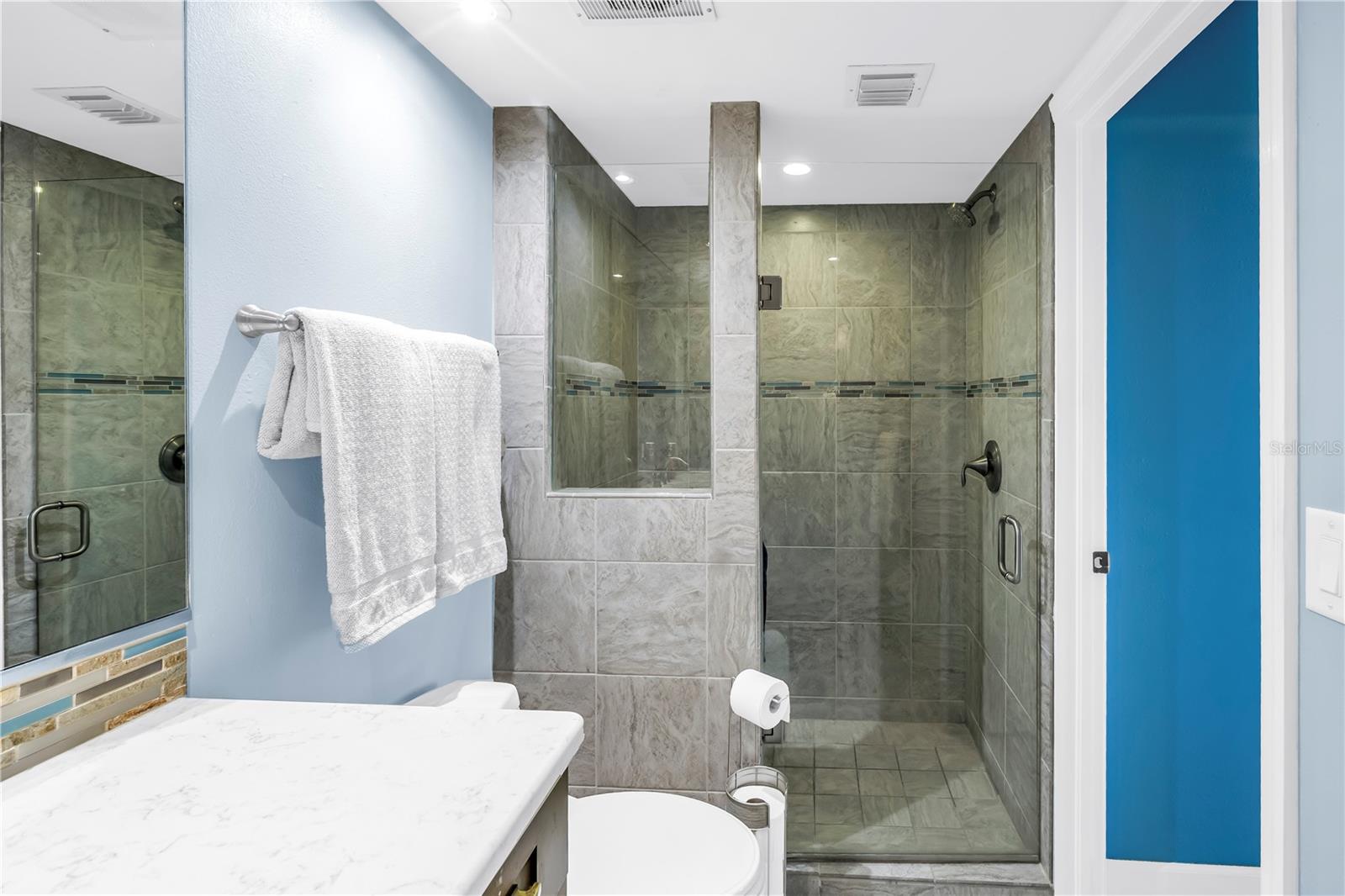 Image 34 of 48 For 9415 Blind Pass Road 803