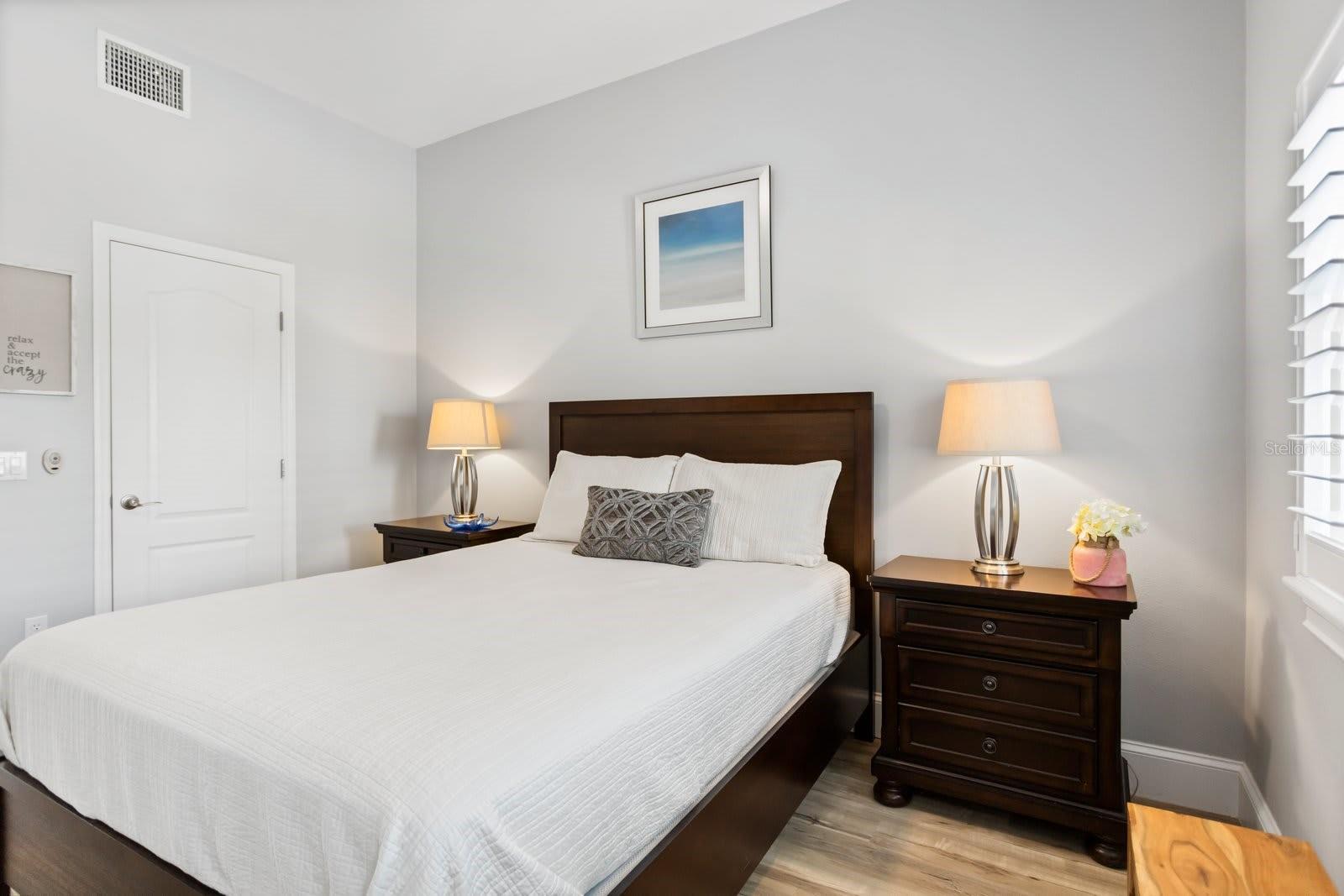 Image 22 of 39 For 145 Brightwater Drive 7