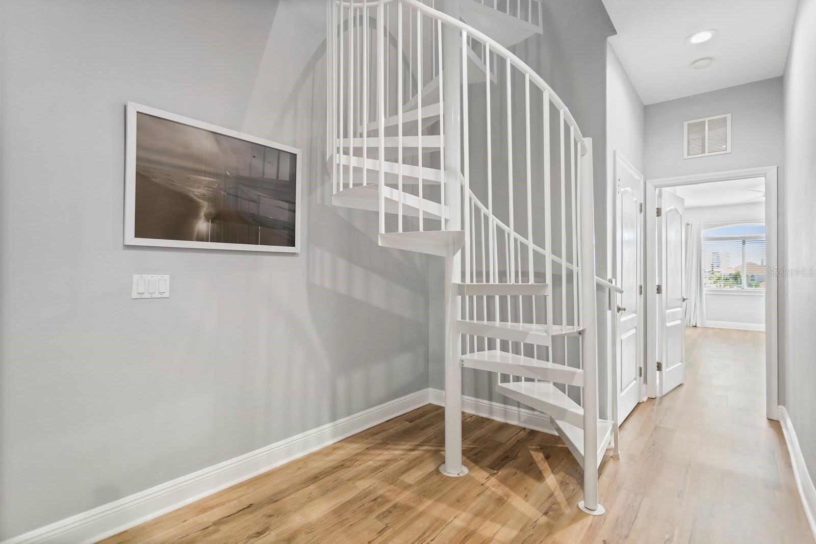 Image 27 of 39 For 145 Brightwater Drive 7