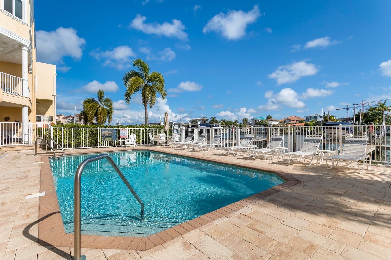 Image 34 of 39 For 145 Brightwater Drive 7