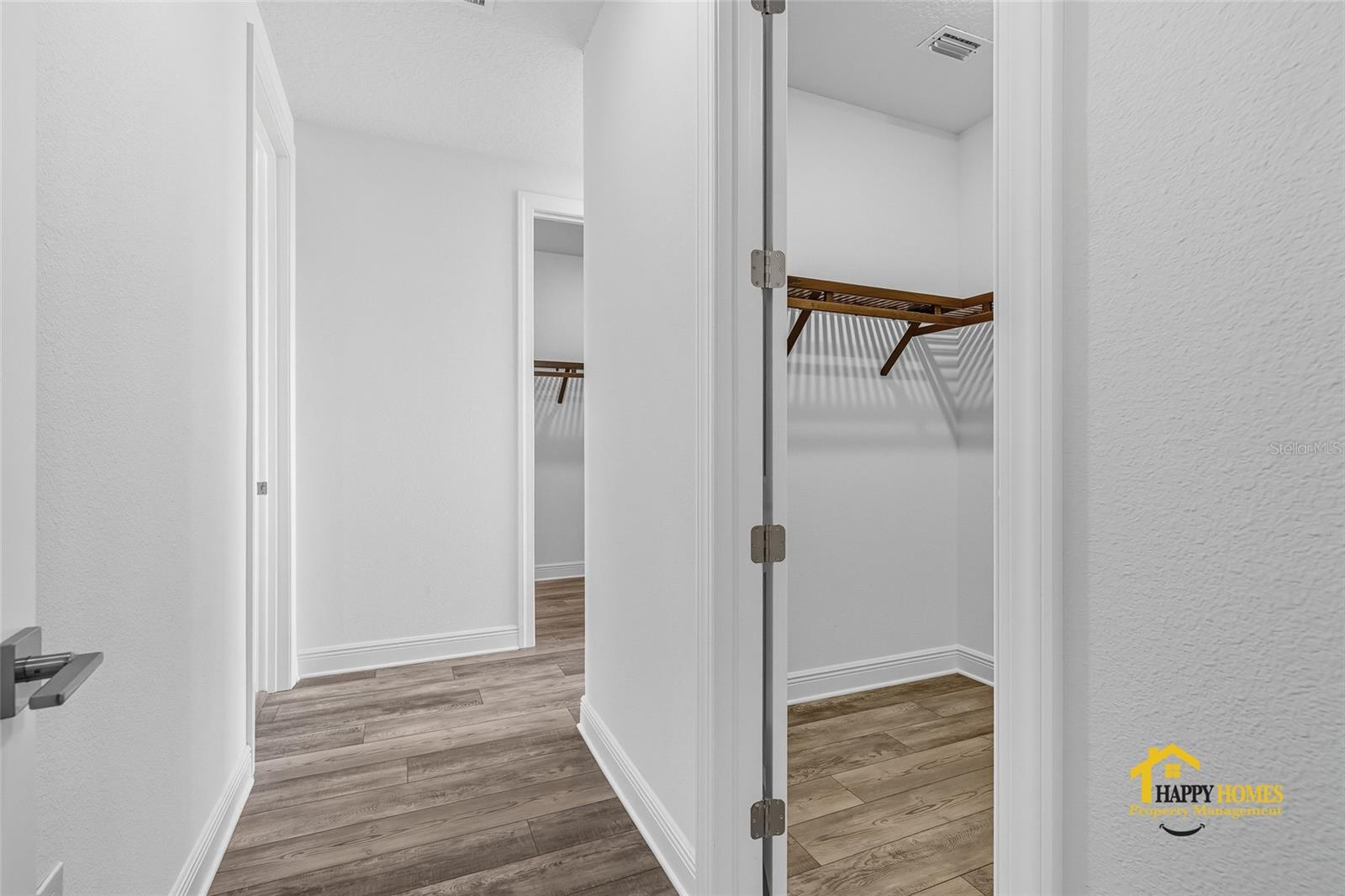 Image 34 of 51 For 9226 Santorini Drive