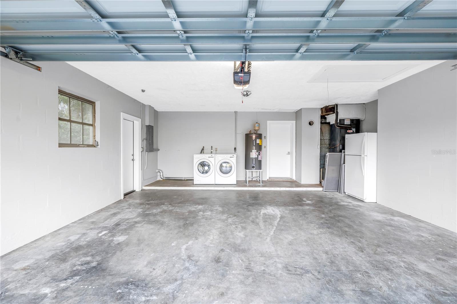 Image 27 of 32 For 11 Brightwaters Circle Ne