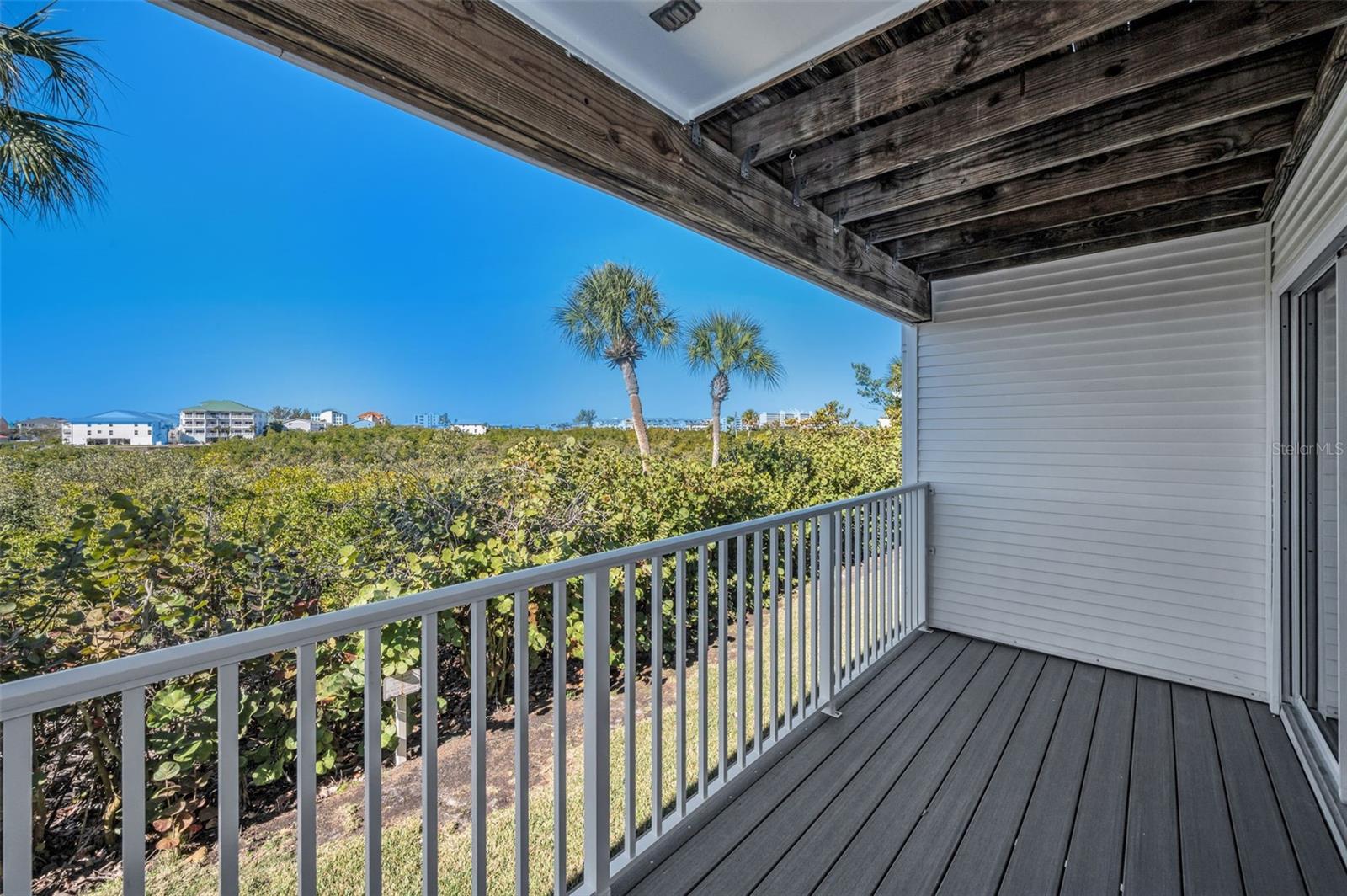 Image 10 of 43 For 9852 Indian Key Trail 71