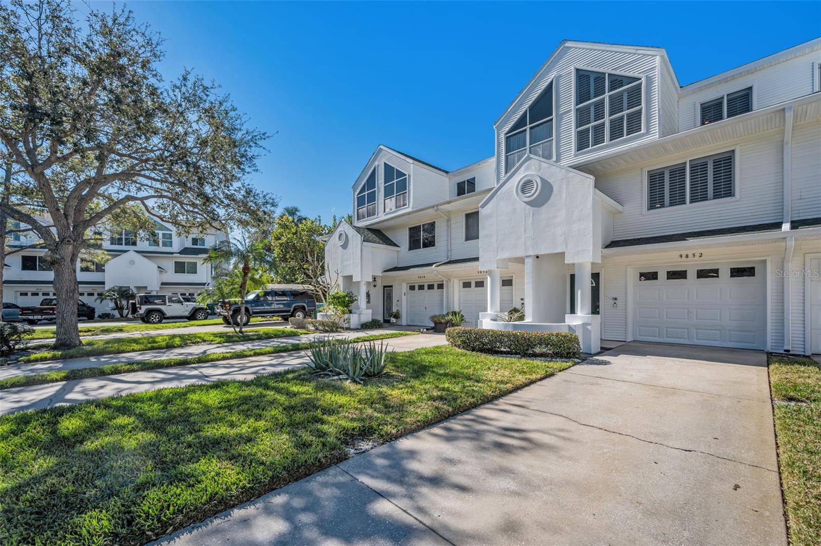 Image 2 of 43 For 9852 Indian Key Trail 71