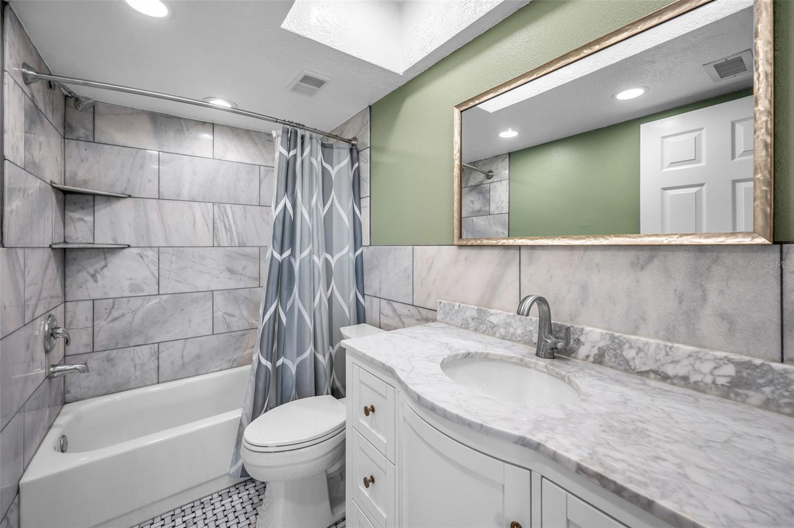 Image 29 of 43 For 9852 Indian Key Trail 71