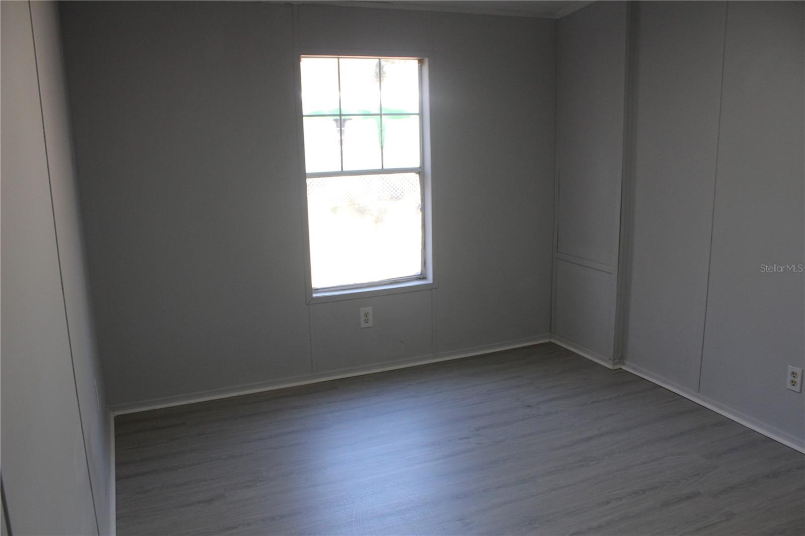 Image 9 of 19 For 10405 Jungle Street