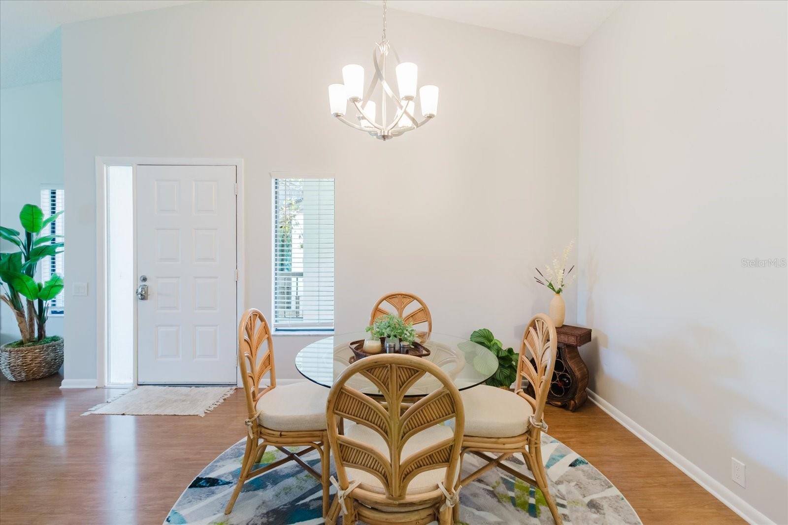 Image 10 of 65 For 1852 Lake Cypress Drive 1852