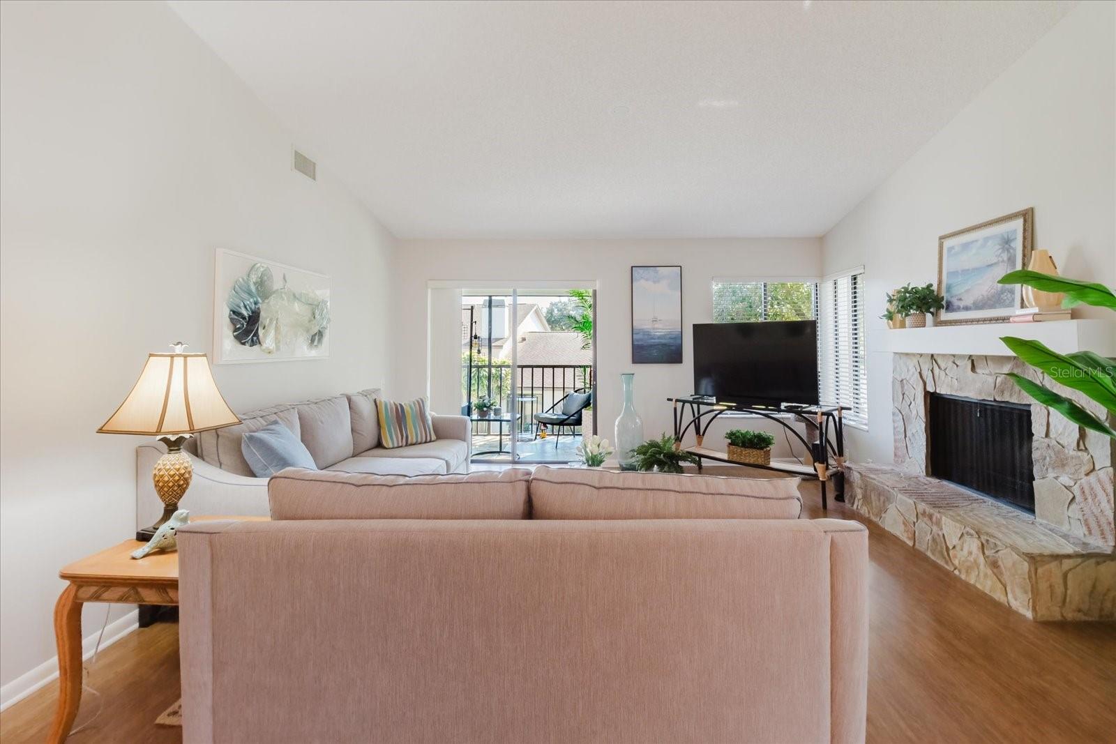 Image 13 of 65 For 1852 Lake Cypress Drive 1852