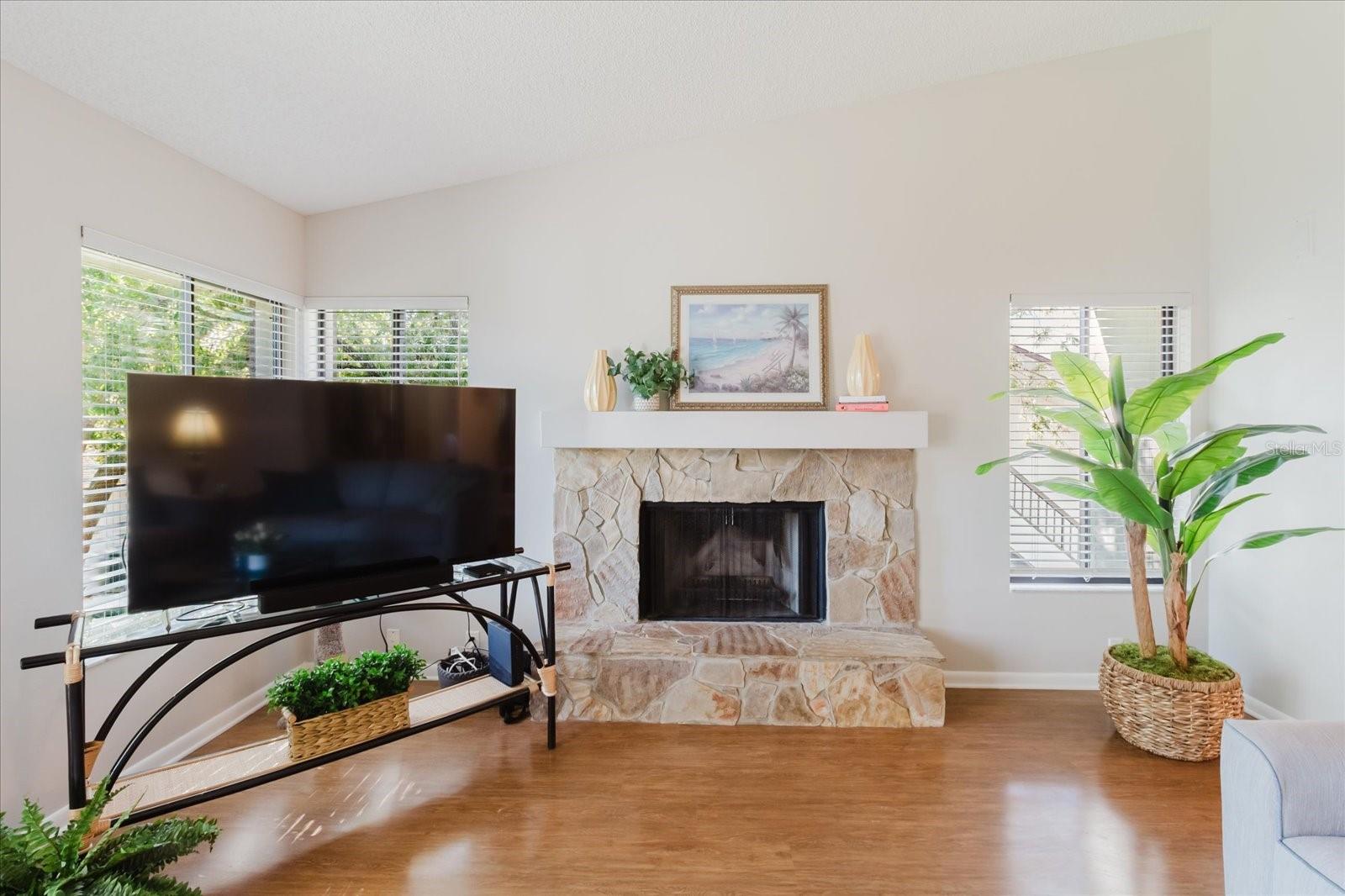 Image 19 of 65 For 1852 Lake Cypress Drive 1852