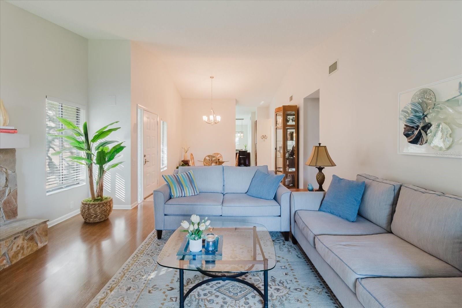 Image 20 of 65 For 1852 Lake Cypress Drive 1852