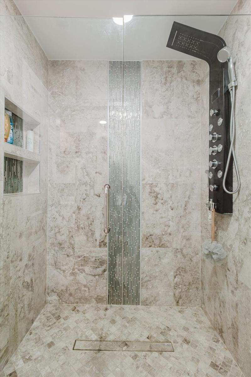 Image 40 of 65 For 1852 Lake Cypress Drive 1852