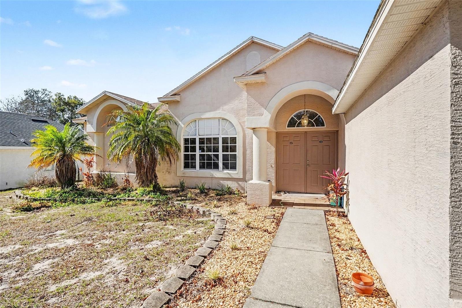 Image 4 of 9 For 2405 Ainsworth Avenue