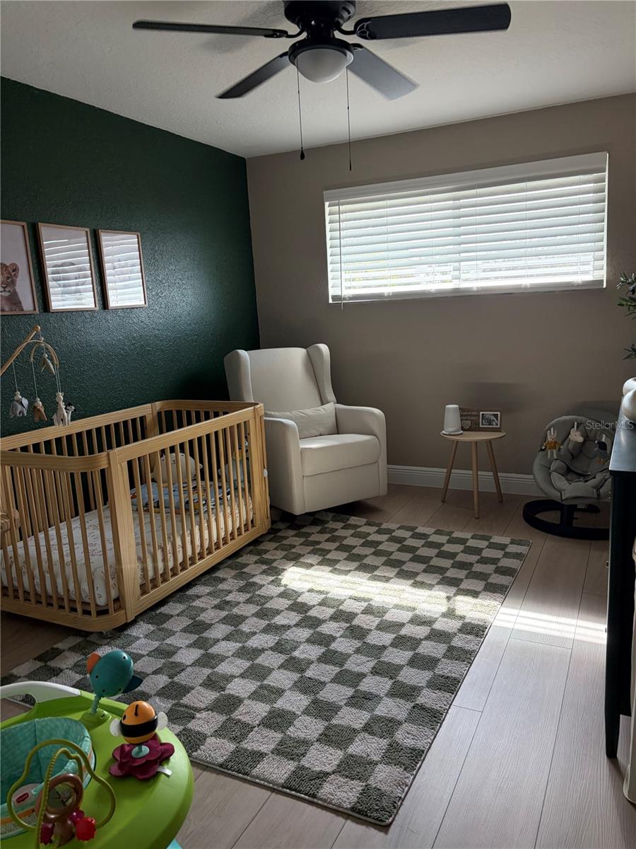 Image 14 of 24 For 726 Camrose Drive