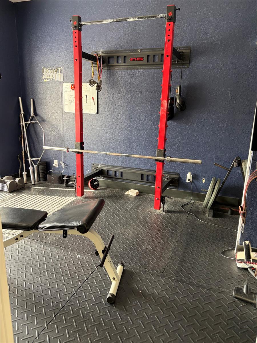 Image 5 of 24 For 726 Camrose Drive