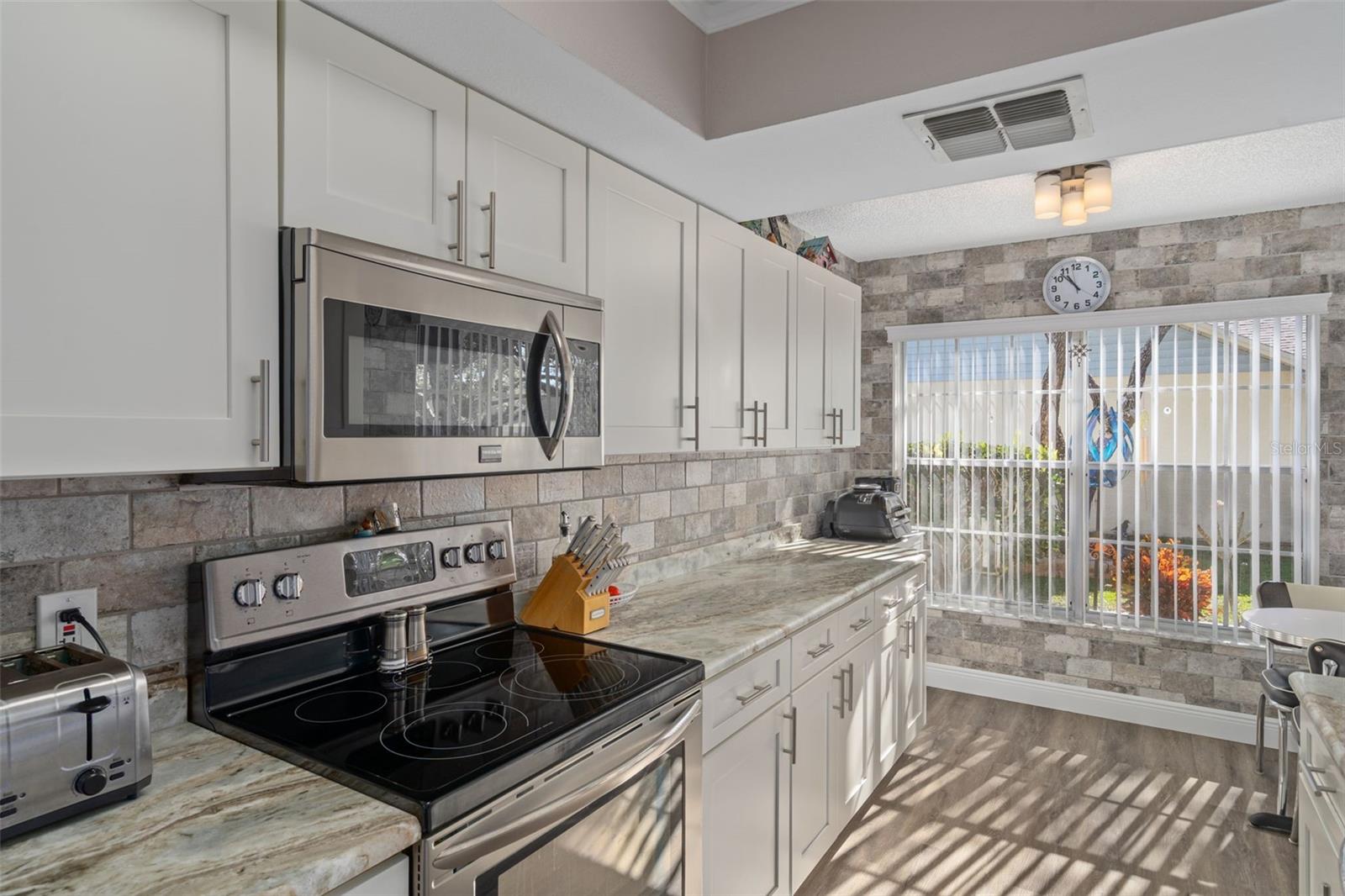 Image 12 of 46 For 4749 Westbury Court 4749