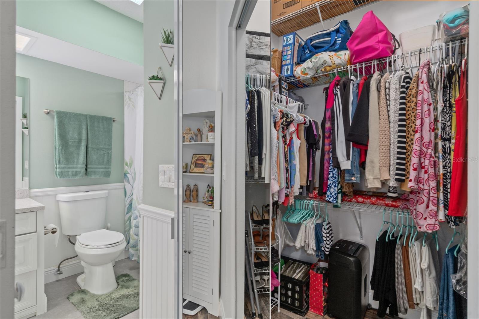 Image 28 of 46 For 4749 Westbury Court 4749