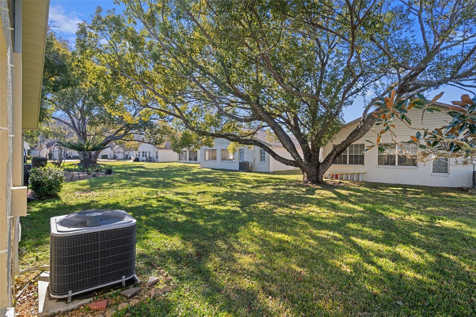 Image 41 of 46 For 4749 Westbury Court 4749