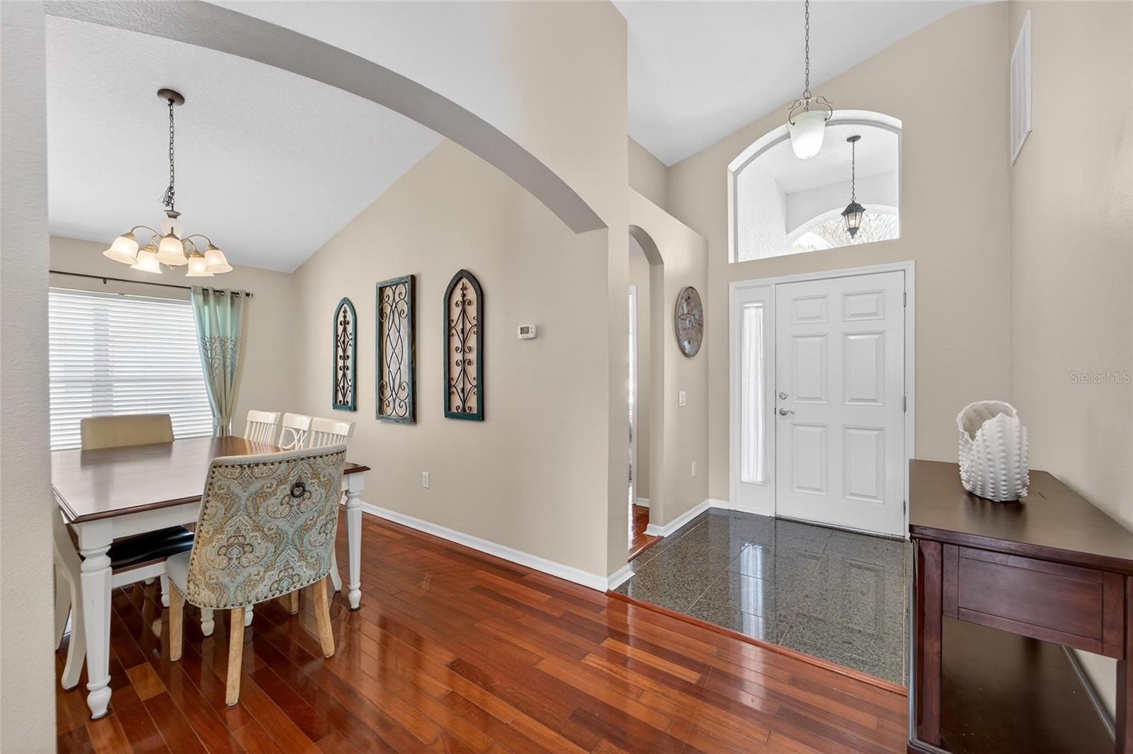 Image 20 of 74 For 25508 Bruford Boulevard