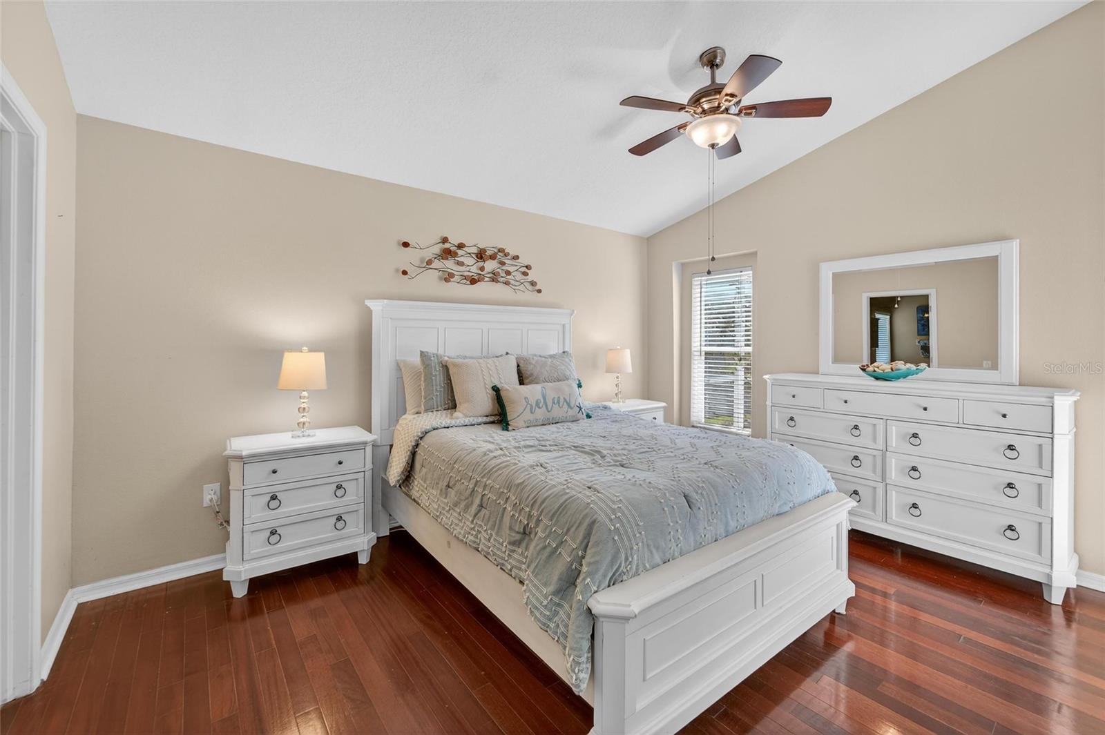 Image 27 of 74 For 25508 Bruford Boulevard