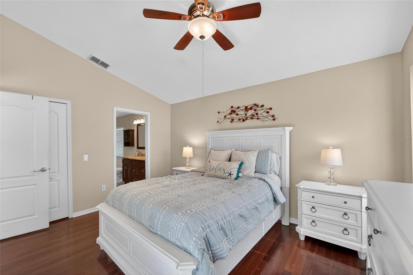 Image 29 of 74 For 25508 Bruford Boulevard