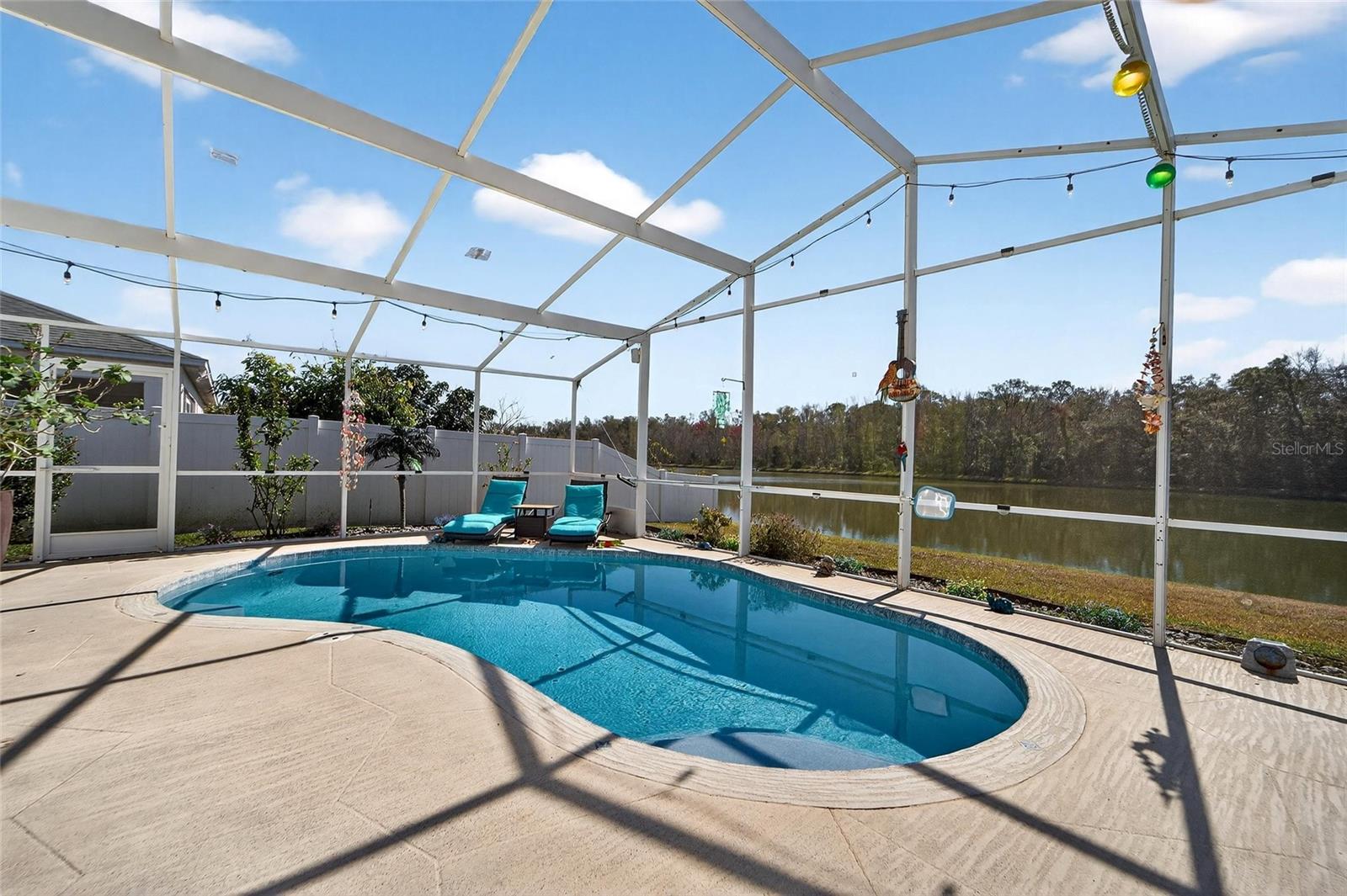 Image 43 of 74 For 25508 Bruford Boulevard